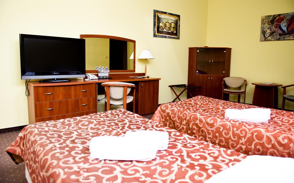 Hotel Wityng Slesin  Room photo