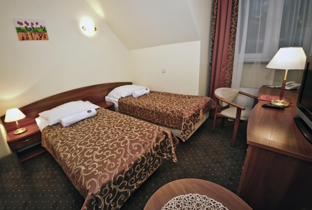 Hotel Wityng Slesin  Room photo